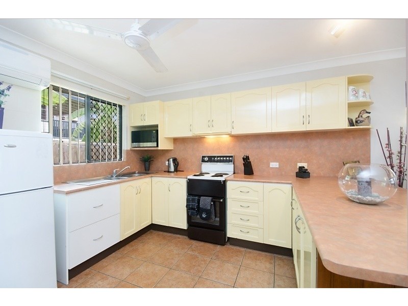 1/38 Grosvenor Street, Pimlico QLD 4812