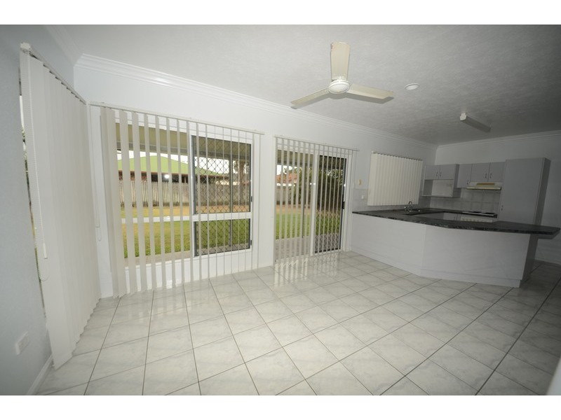 8 Brecon Court, Kirwan QLD 4817