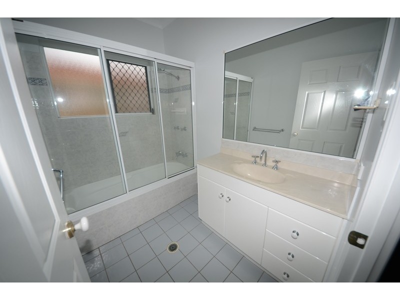 8 Brecon Court, Kirwan QLD 4817