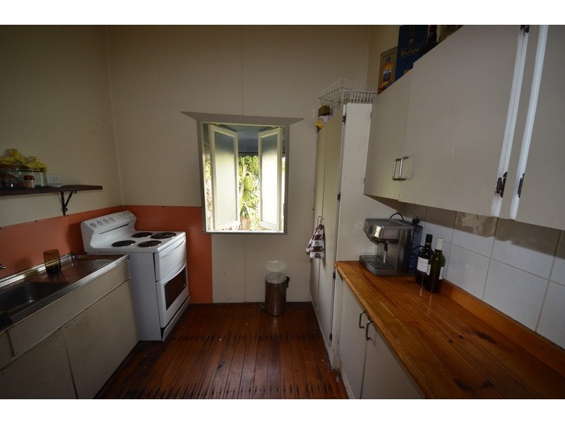 Railway Estate QLD 4810