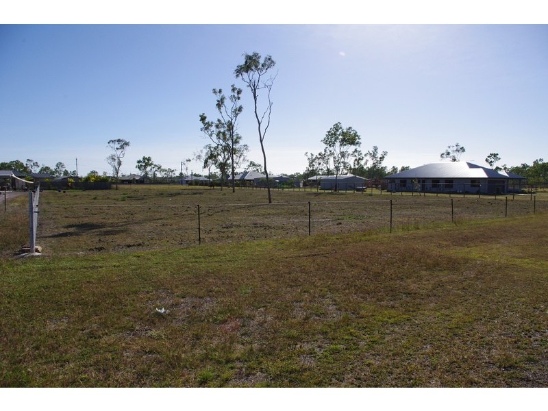 14 Chatham Court, Rupertswood QLD 4817