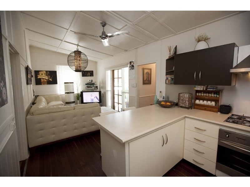 Railway Estate QLD 4810