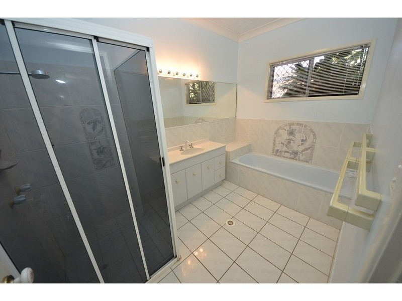 31 Redwood Avenue, Kirwan QLD 4817