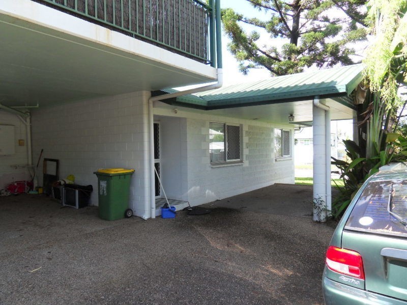West End QLD 4810