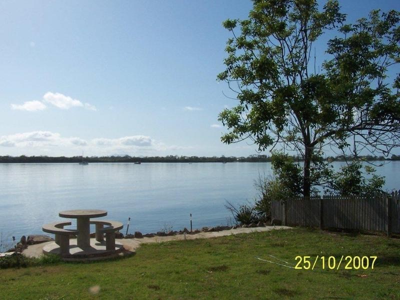 40 John Dory Street, Taylors Beach QLD 4850