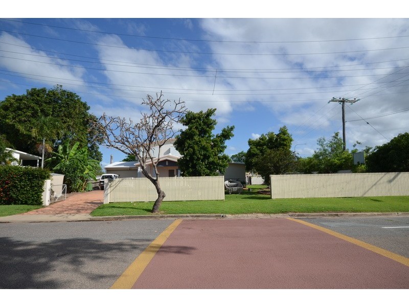 1 Tyack Street, Rosslea QLD 4812