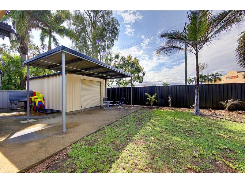 17 Winston Crescent, Kirwan QLD 4817