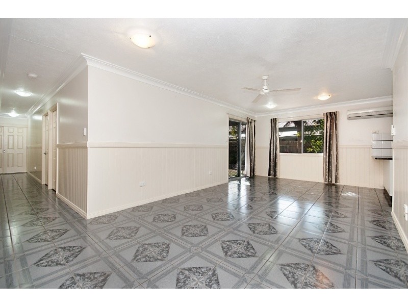 10 Columbine Court, Kirwan QLD 4817