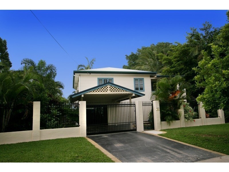 69  Campbell Street, Hermit Park QLD 4812