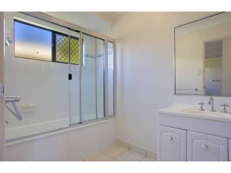 6 Figtree Pocket, Idalia QLD 4811