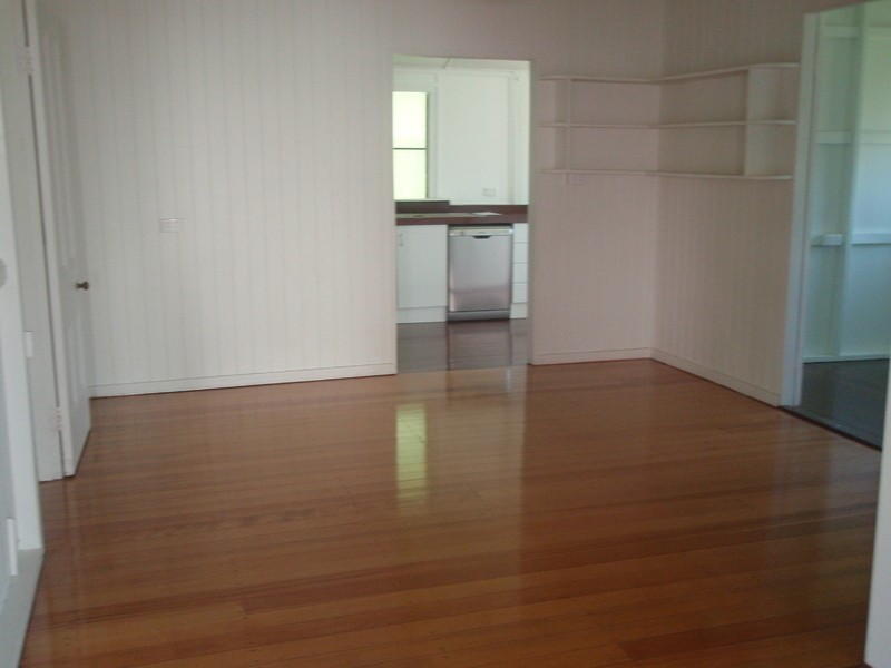 Railway Estate QLD 4810