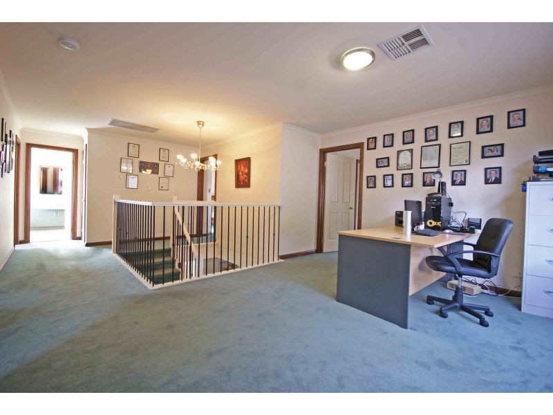 2 Wallsall Lane, Golden Grove SA 5125