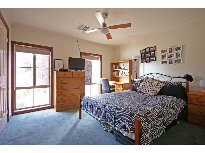 2 Wallsall Lane, Golden Grove SA 5125