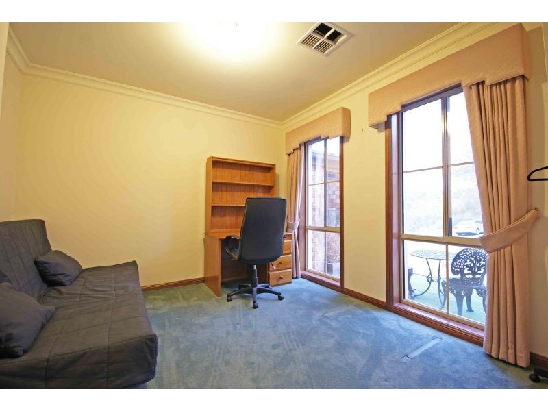 2 Wallsall Lane, Golden Grove SA 5125