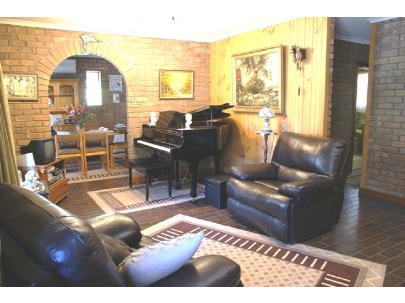 Williamstown SA 5351