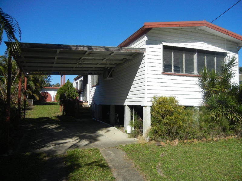 22 LONG STREET, Clontarf QLD 4019