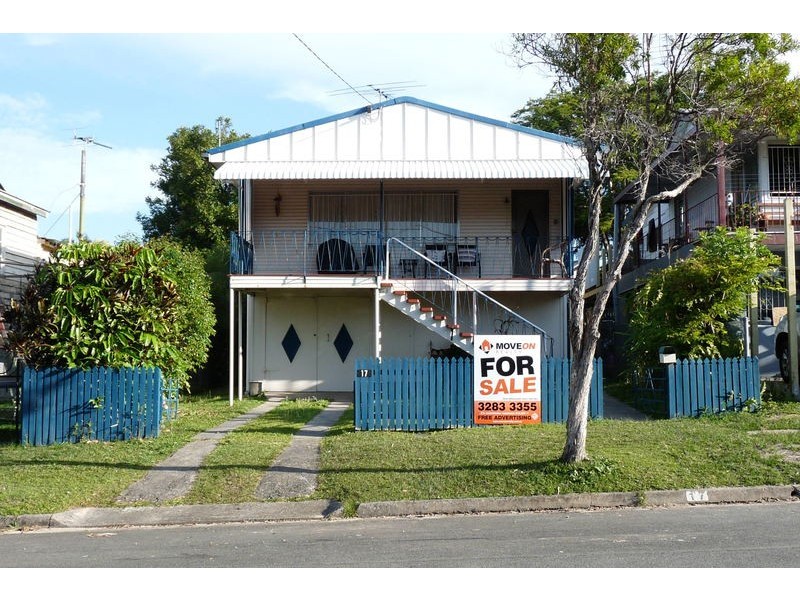 17 GREENUP ST, Redcliffe QLD 4020