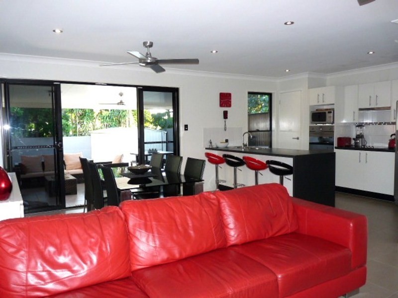 111 OXLEY AVE, Woody Point QLD 4019