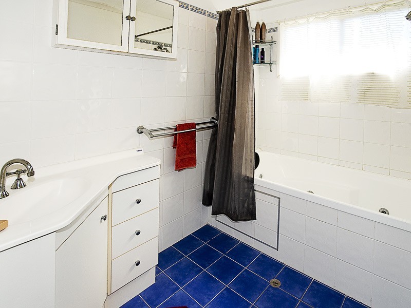 50 HENZELL ST, Kippa-ring QLD 4021