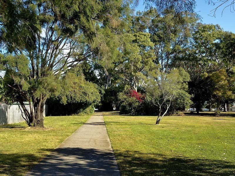 21 INGLIS ST, Woody Point QLD 4019