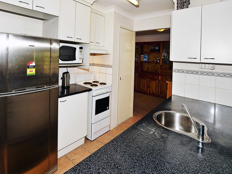 13 SHANGRI-LA CT, Rothwell QLD 4022