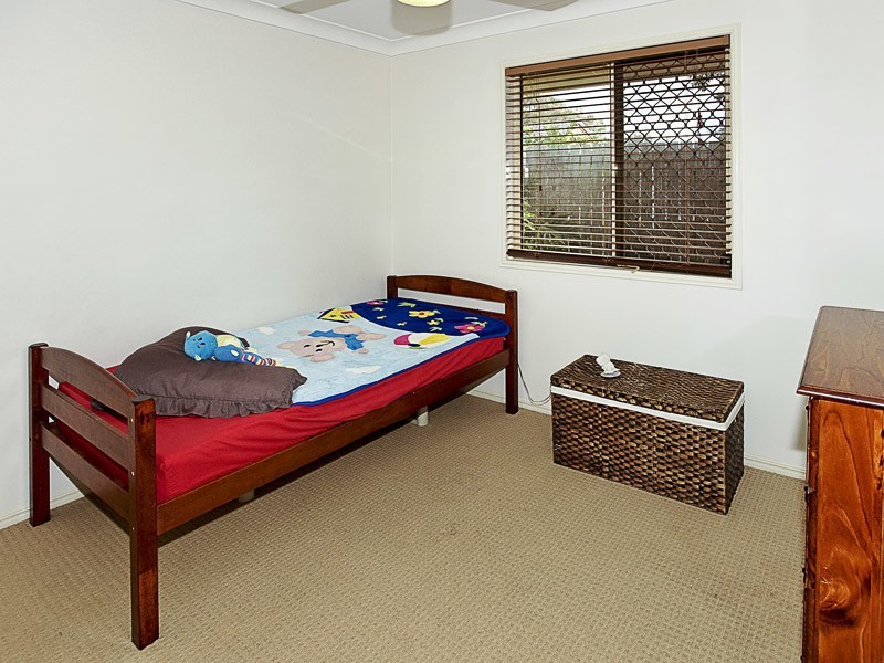 13 SHANGRI-LA CT, Rothwell QLD 4022