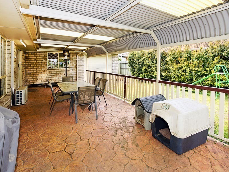 13 SHANGRI-LA CT, Rothwell QLD 4022