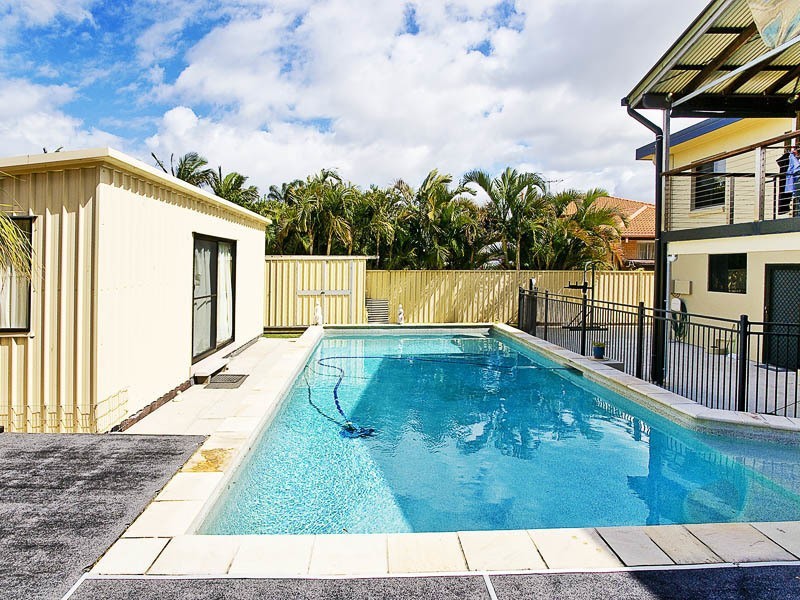 99 MACDONNELL RD, Margate QLD 4019