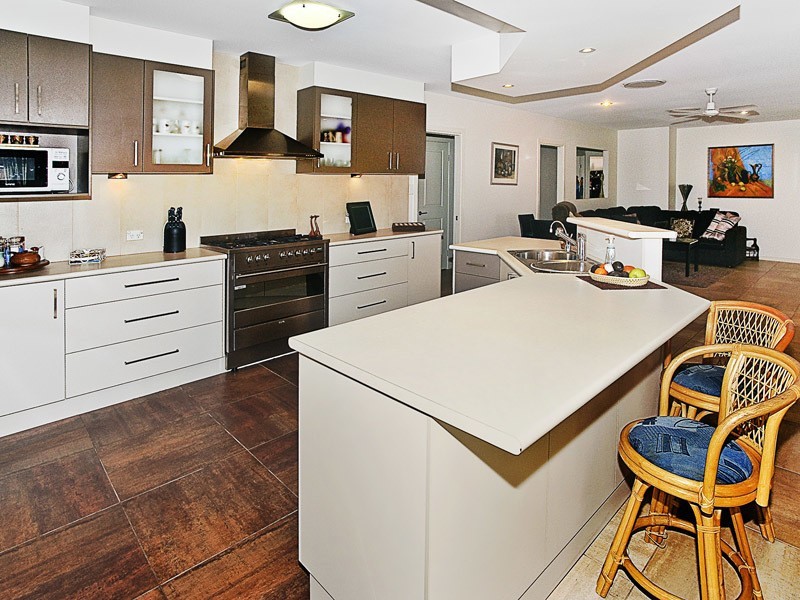 15 SKANDIA COURT, Newport QLD 4020