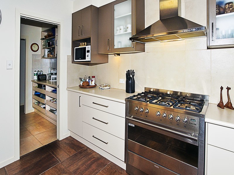 15 SKANDIA COURT, Newport QLD 4020