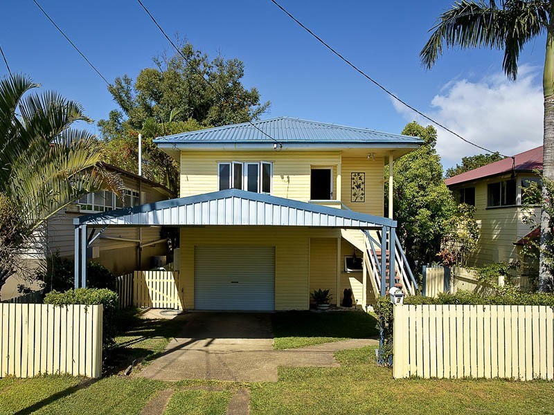 3 LOUIS ST, Redcliffe QLD 4020