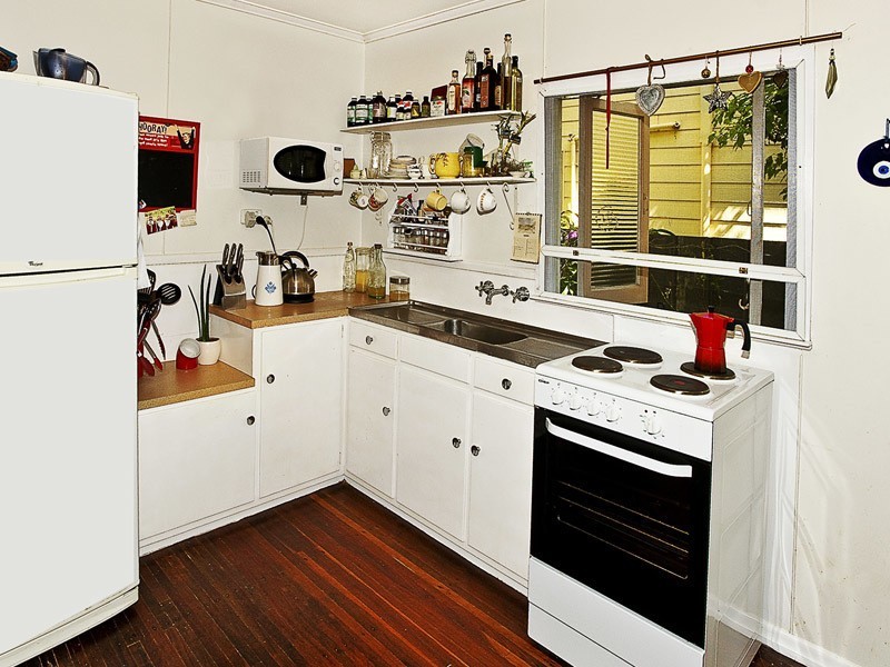 3 LOUIS ST, Redcliffe QLD 4020