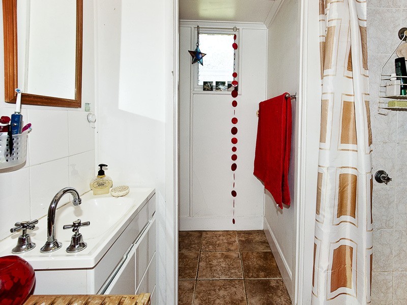 3 LOUIS ST, Redcliffe QLD 4020