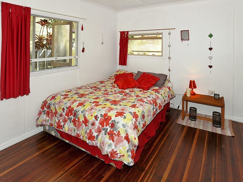 3 LOUIS ST, Redcliffe QLD 4020