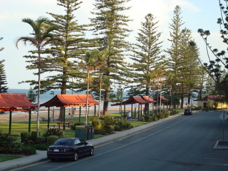 3 LOUIS ST, Redcliffe QLD 4020