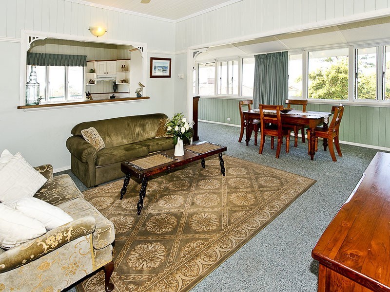 13 WHYTECLIFFE PARADE, Woody Point QLD 4019