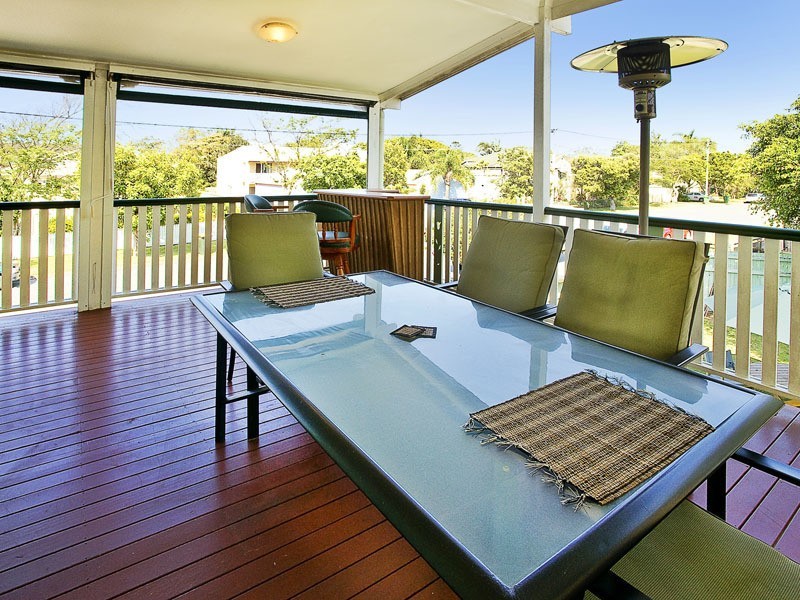13 WHYTECLIFFE PARADE, Woody Point QLD 4019