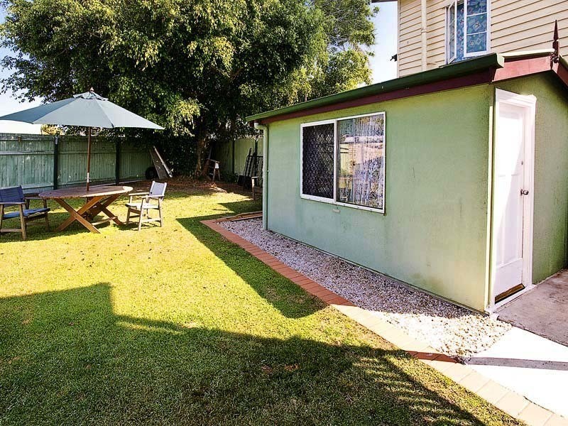 13 WHYTECLIFFE PARADE, Woody Point QLD 4019