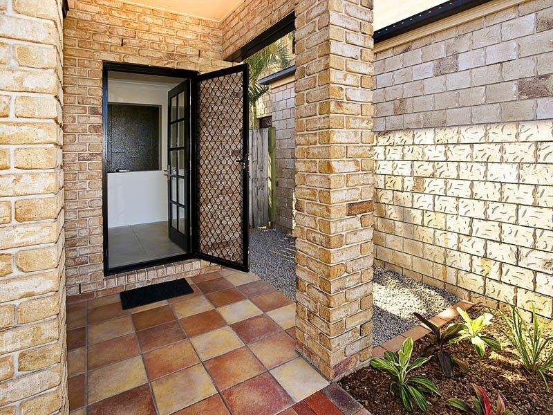 17 WALSH ST, Redcliffe QLD 4020