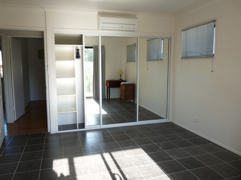 39 LONGLAND STREET, Redcliffe QLD 4020