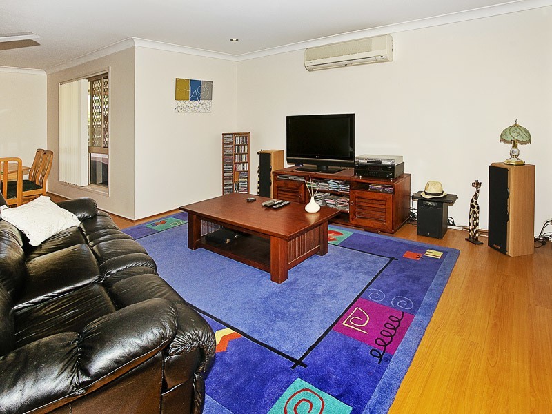 10 VERDON COURT, Petrie QLD 4502