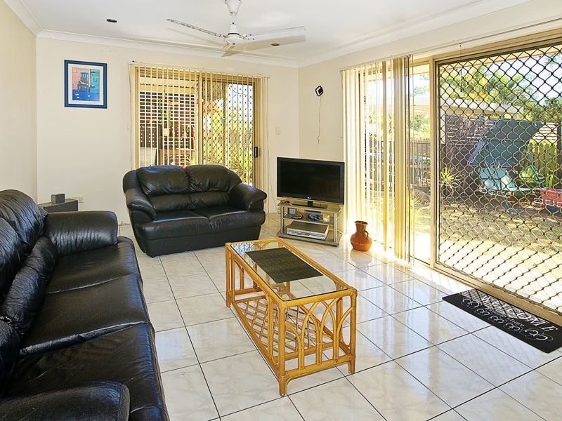 10 VERDON COURT, Petrie QLD 4502