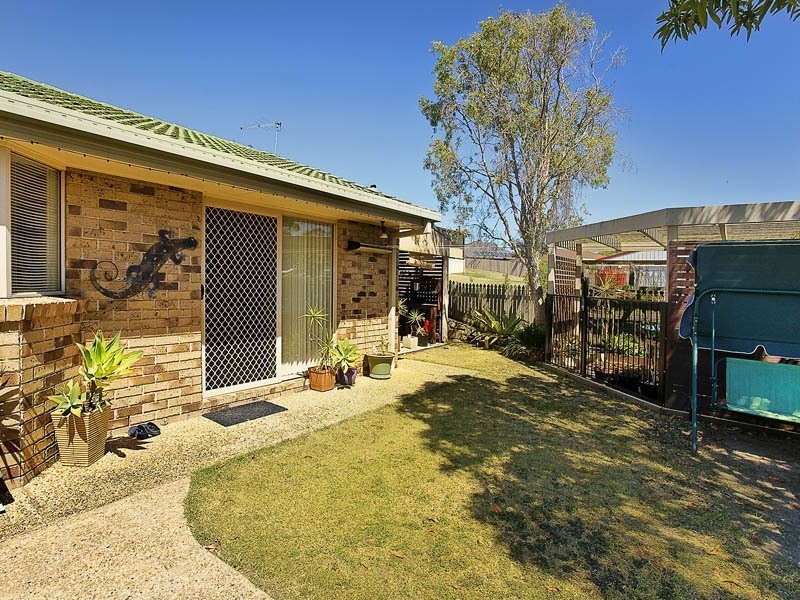 10 VERDON COURT, Petrie QLD 4502