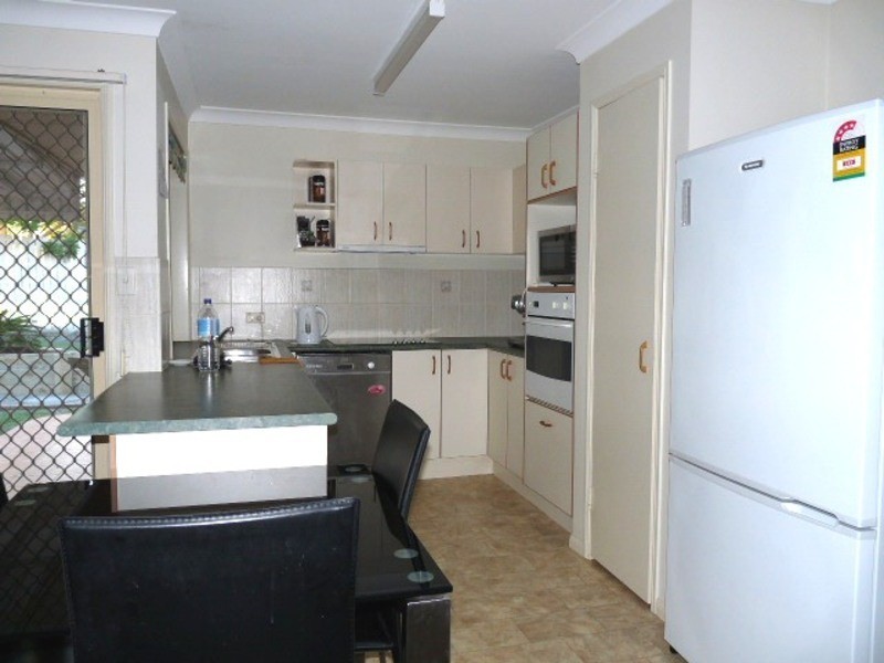 27 EWAN STREET, Margate QLD 4019