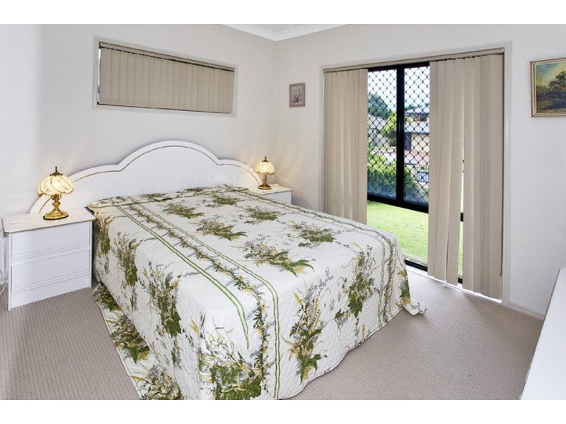 12 SKANDIA CRT, Newport QLD 4020
