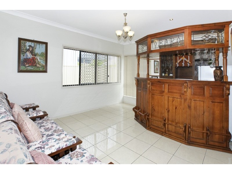 12 SKANDIA CRT, Newport QLD 4020