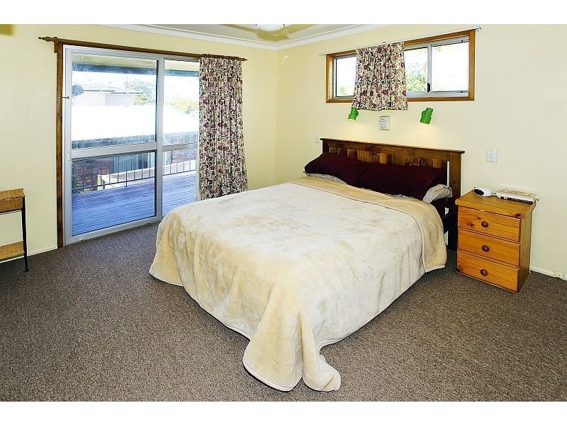 13 LIME STREET, Redcliffe QLD 4020