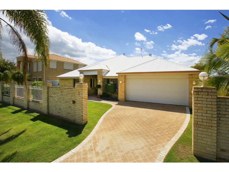 6 DEFENDER ST, Newport QLD 4020
