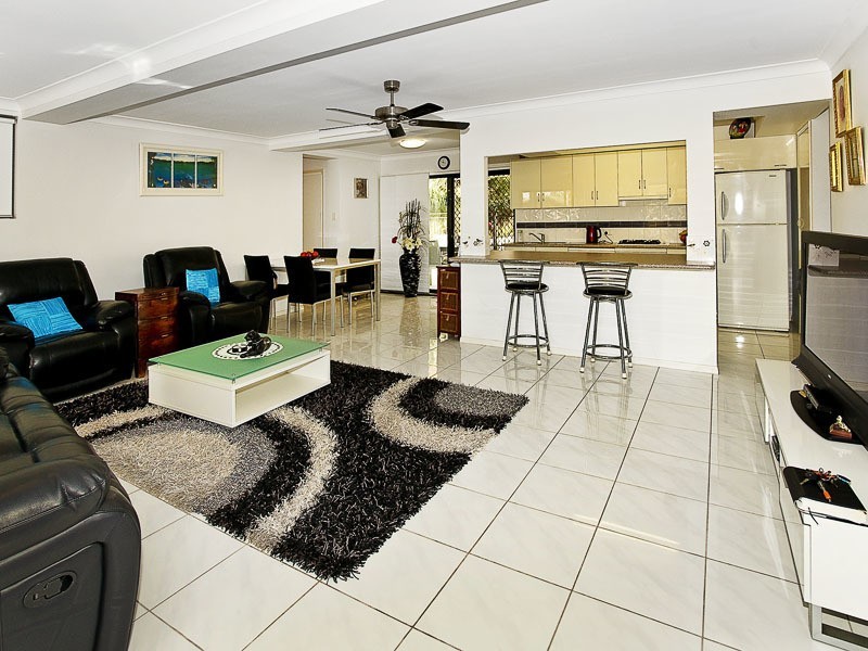 99 MACDONNELL RD, Margate QLD 4019