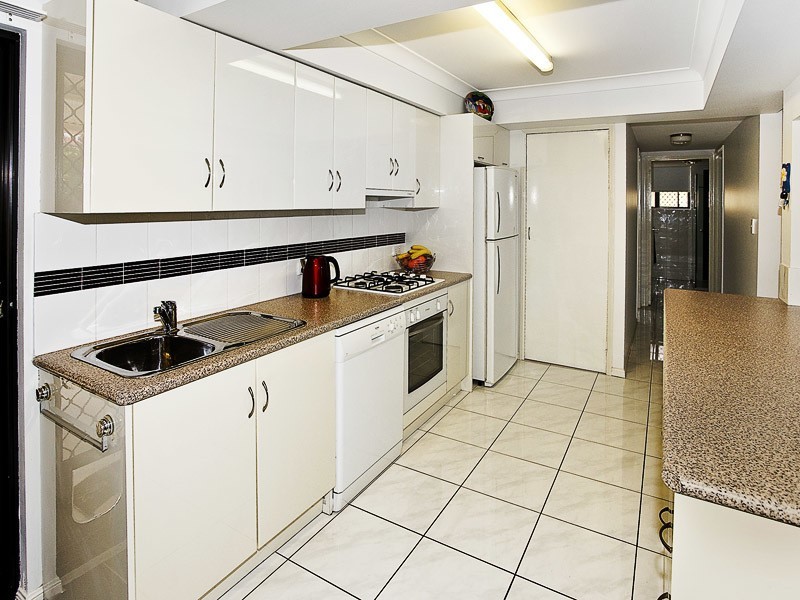 99 MACDONNELL RD, Margate QLD 4019